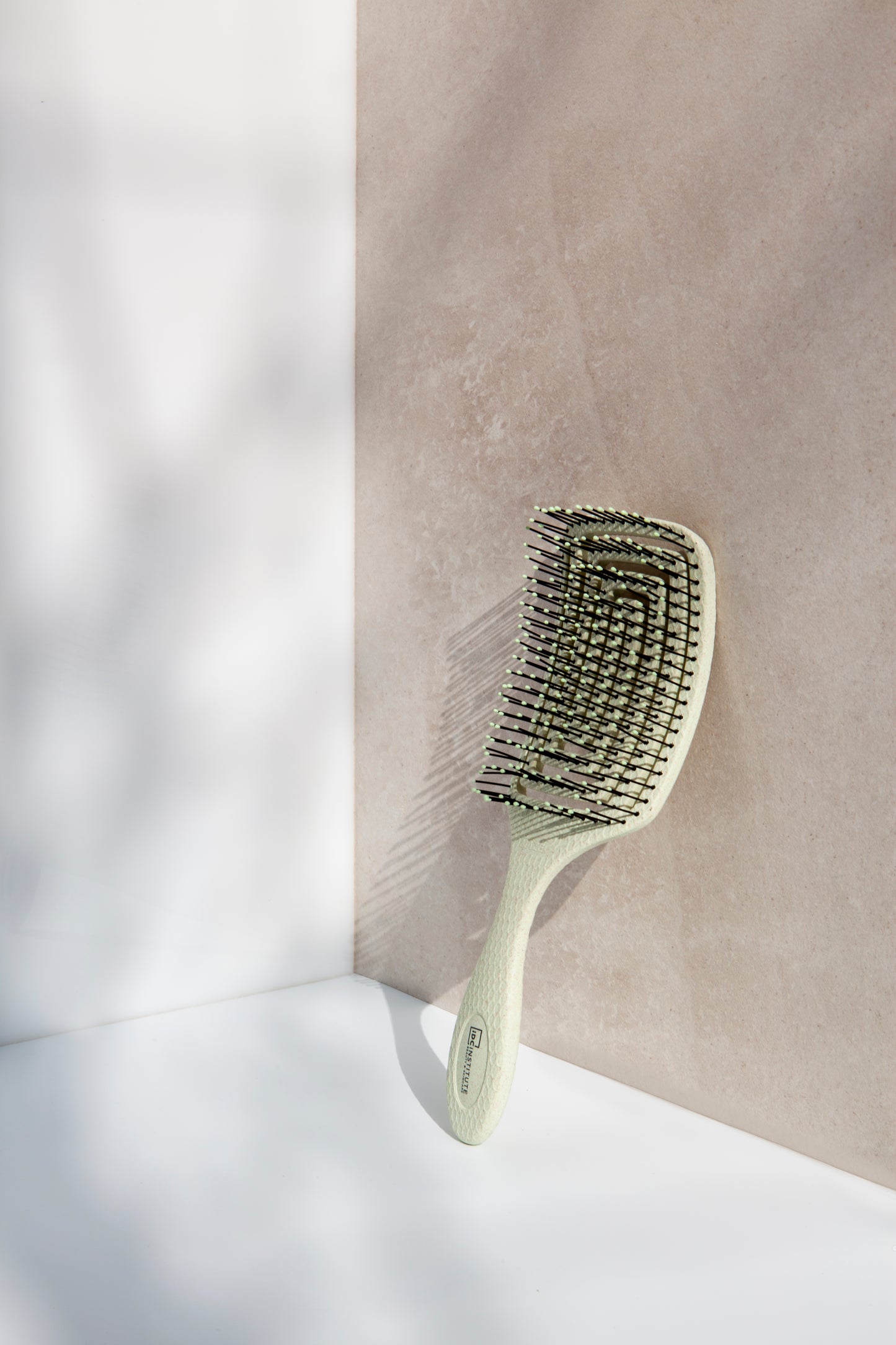 Escova Paddle com Fibras Naturais | IDC