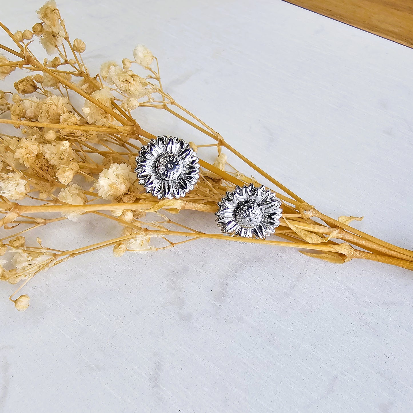 Earrings - DAISY