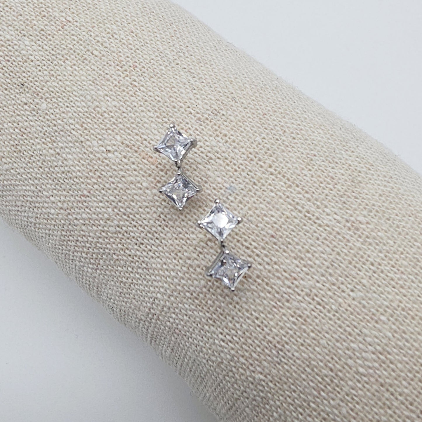 Earrings - MIA