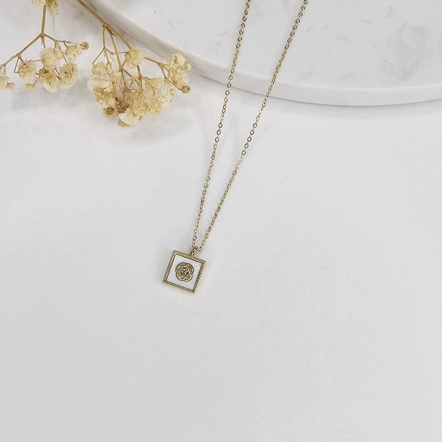 Collar - ROSALINE