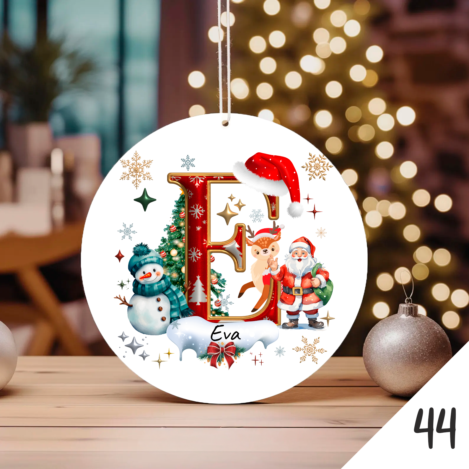 Bola de Natal Personalizada com Inicial e motivos de Natal (Pai Natal, Rena, árvore de natal, Boneco de Neve...) - Letra E
