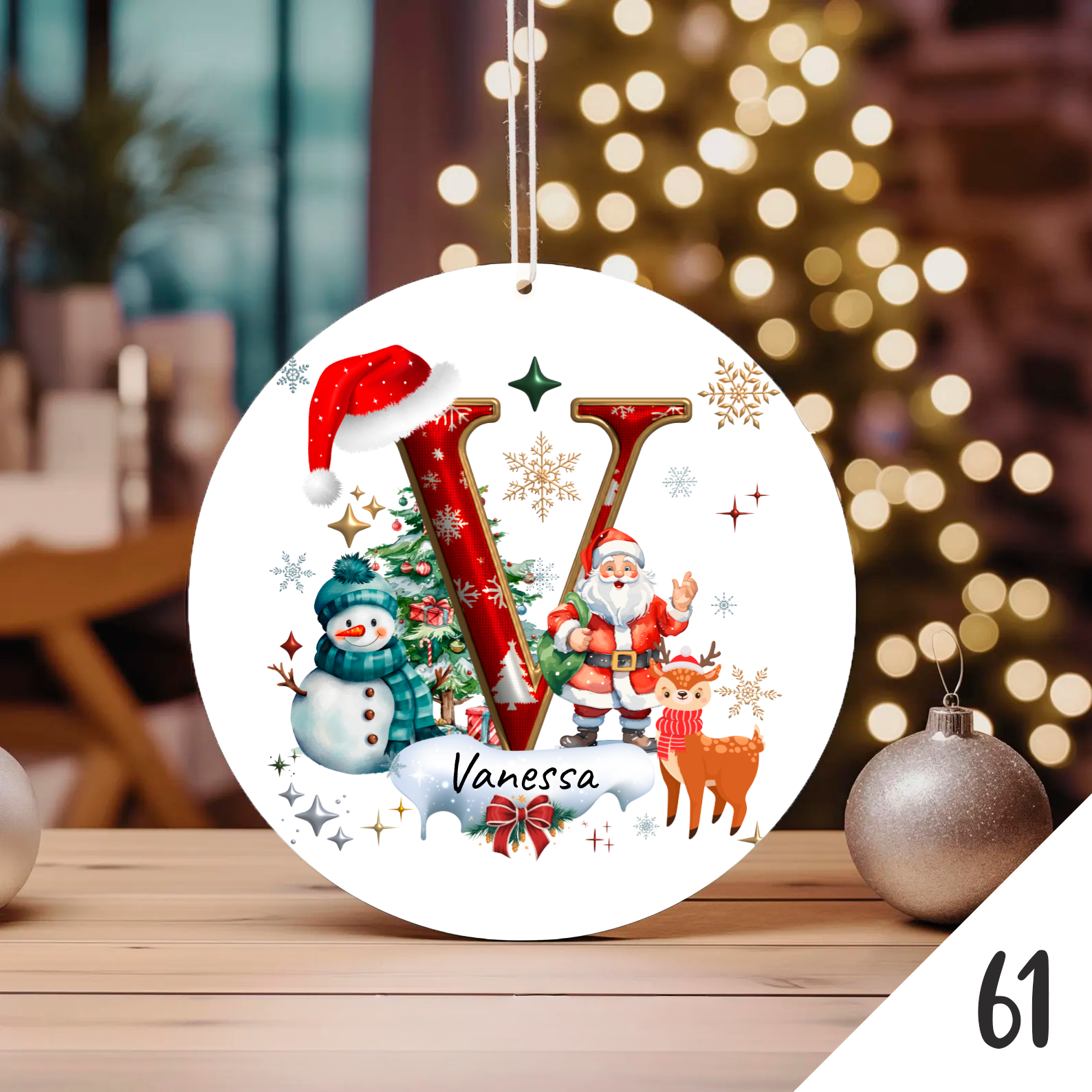 Bola de Natal Personalizada com Inicial e motivos de Natal (Pai Natal, Rena, árvore de natal, Boneco de Neve...) - Letra V