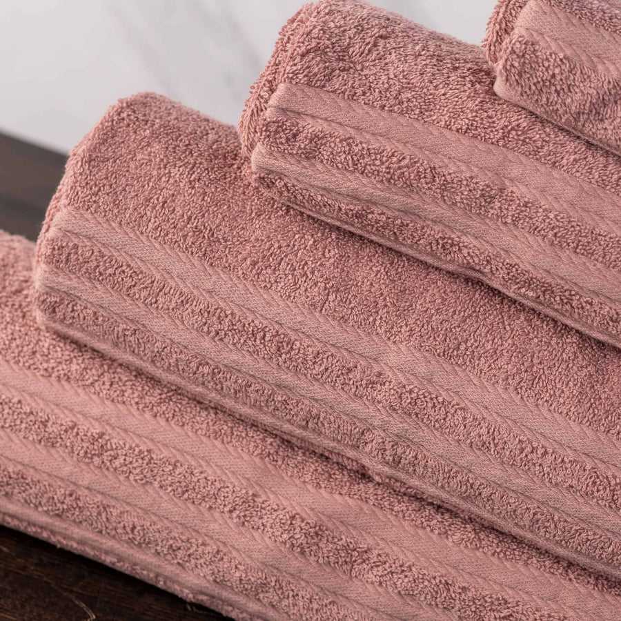 Toalha de Rosto 50x100cm 100% Algodão 420gr/m² REF. Viseu – Macia e Absorvente