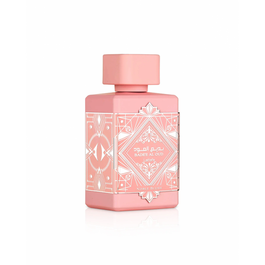 perfume árabe com rosa leite e amêndoa